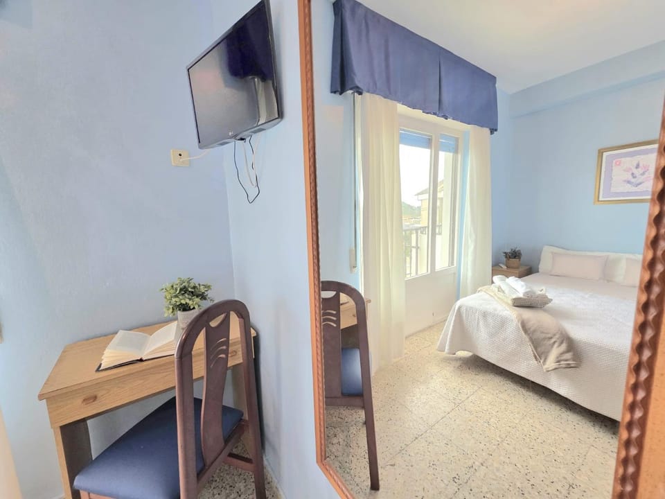 Hotel Quinfer Auto check-in Rooms Hotel in Cantabria
