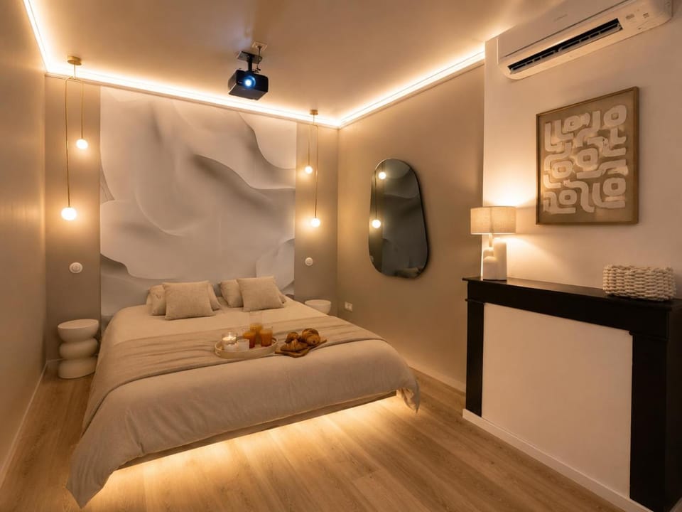 TV and multimedia, Bedroom, air conditioner