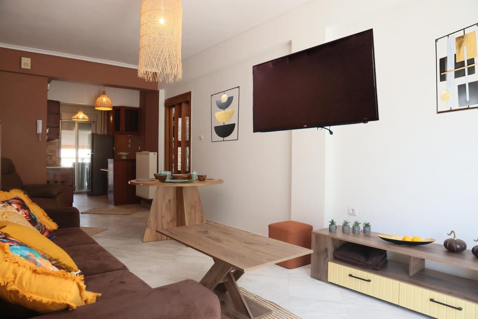 TV and multimedia, Living room, Seating area