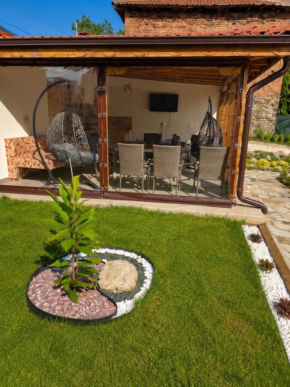 BBQ facilities, Garden