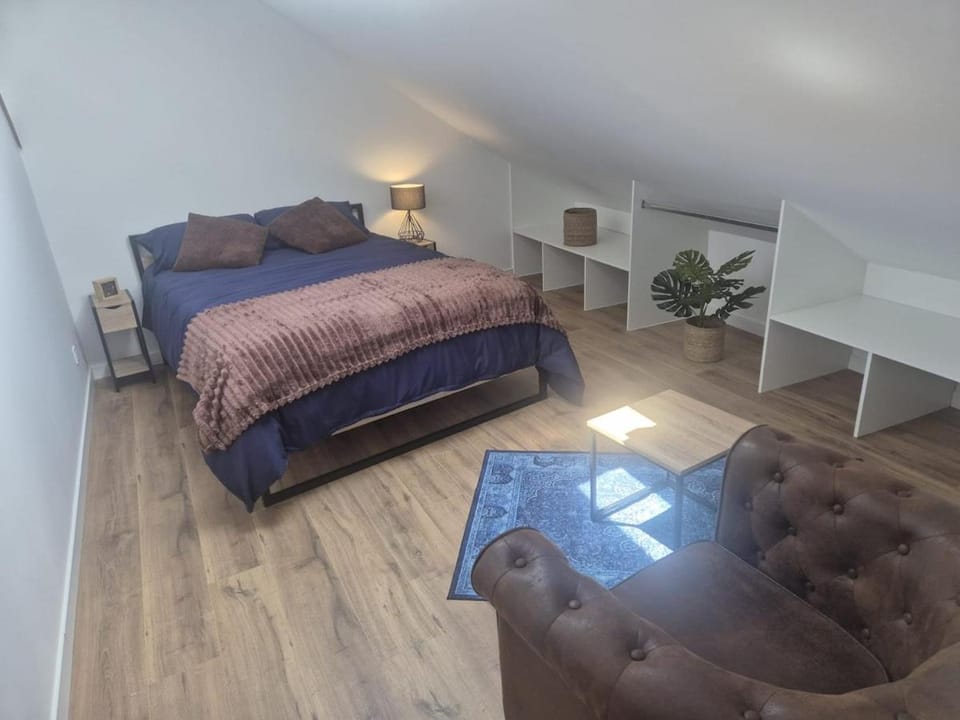 Le Bleu Repaire, by Sélène Evasion Apartment in Auvergne-Rhône-Alpes
