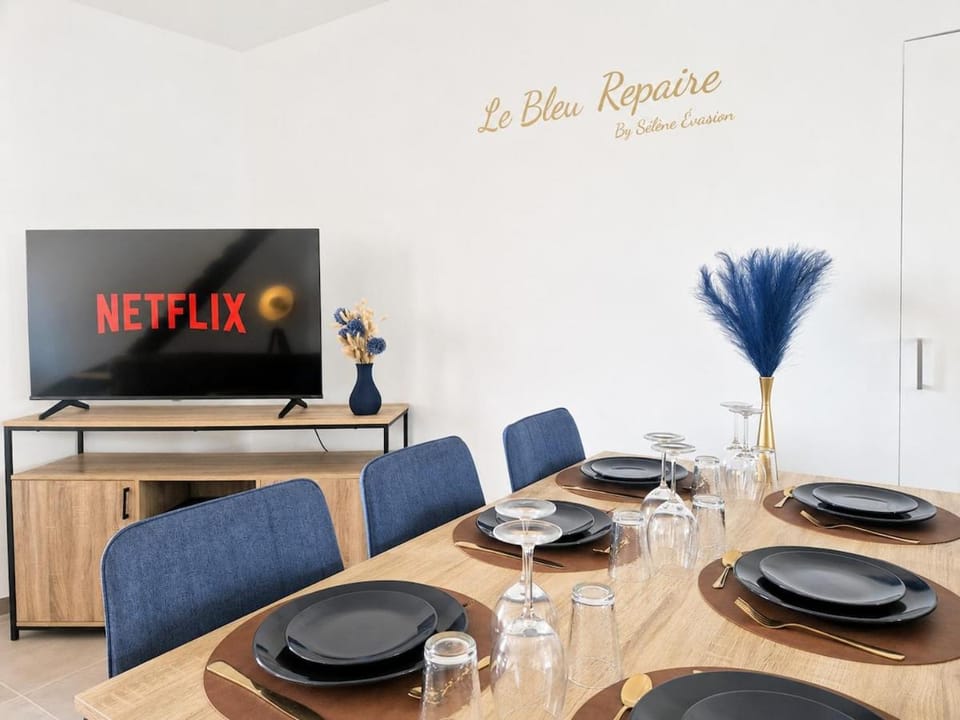 Le Bleu Repaire, by Sélène Evasion Apartment in Auvergne-Rhône-Alpes