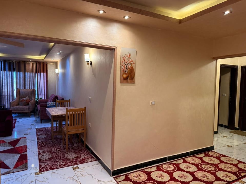 شقة فاخرة مكيفة بالكامل بطلخا - إطلالة على النيل - 3 غرف نوم ورسيبشن و2 حمام Apartment in Egypt