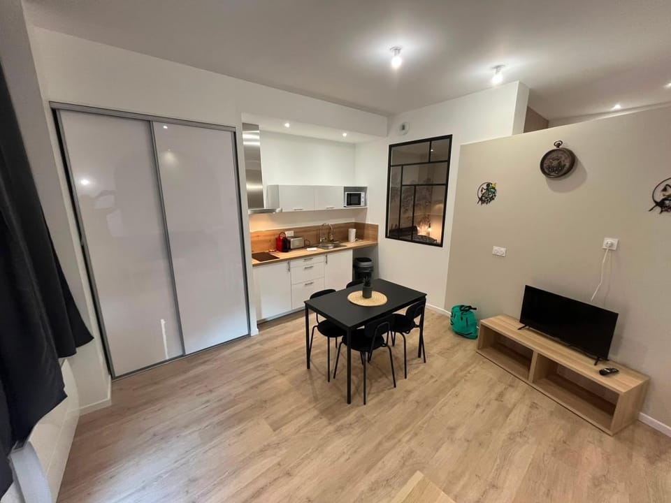 Lassus RDC - T2 tout confort - Wifi - 4 pers Apartment in Occitanie