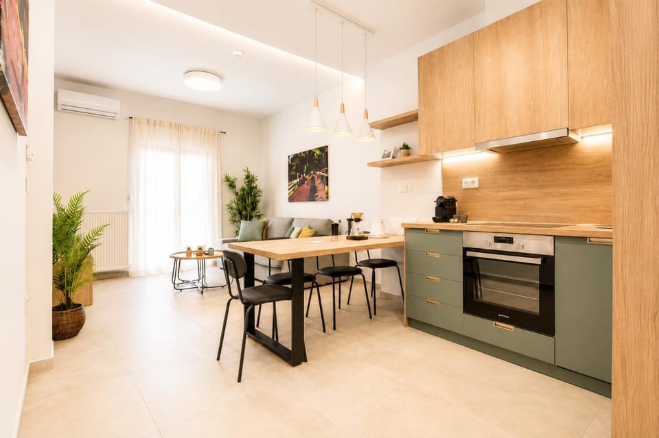 Dining area, dishwasher, oven, stove, kitchen