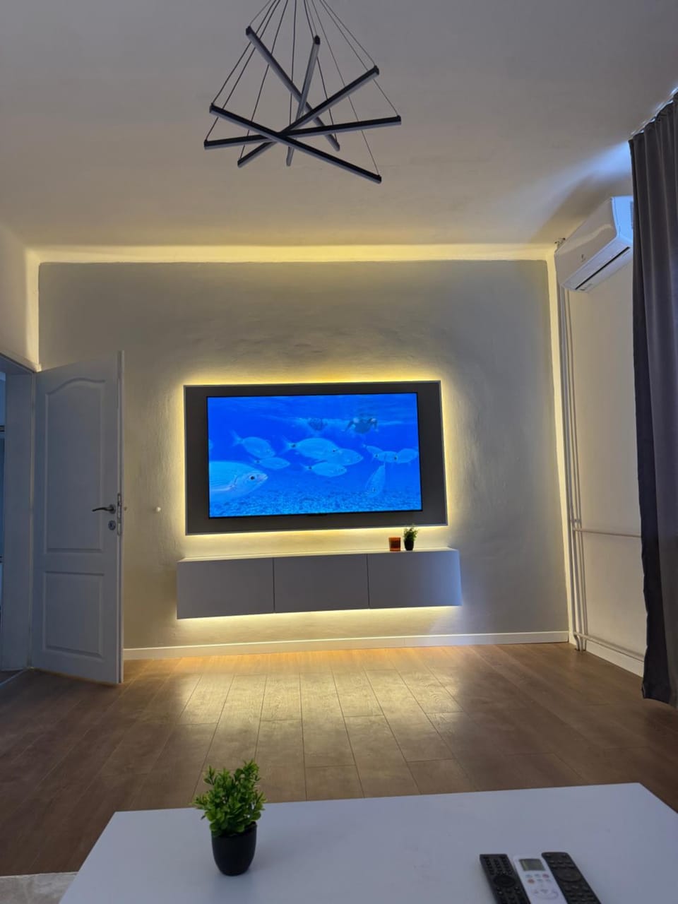 TV and multimedia, Living room