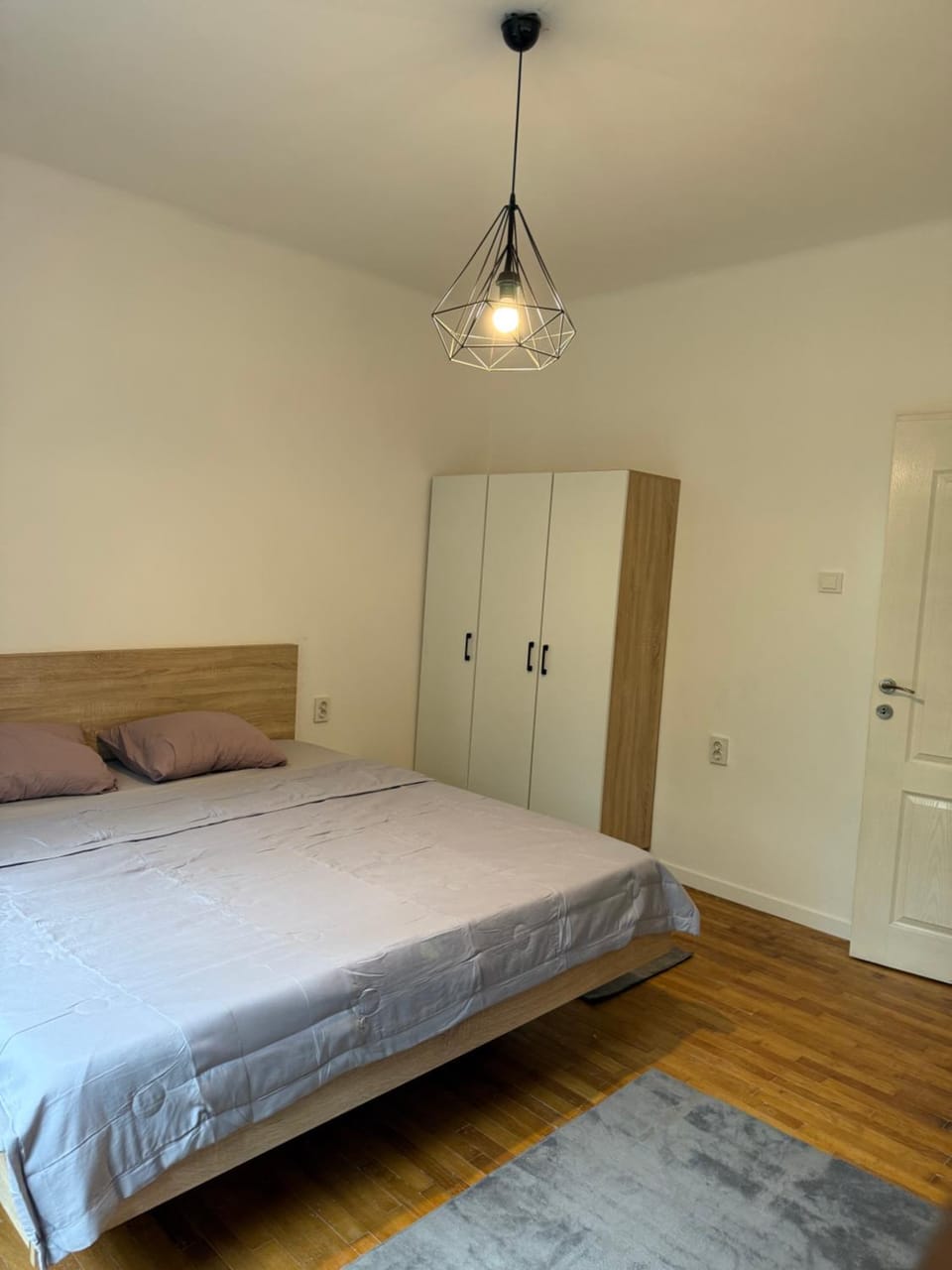 Bed, Photo of the whole room, Bedroom, wardrobe