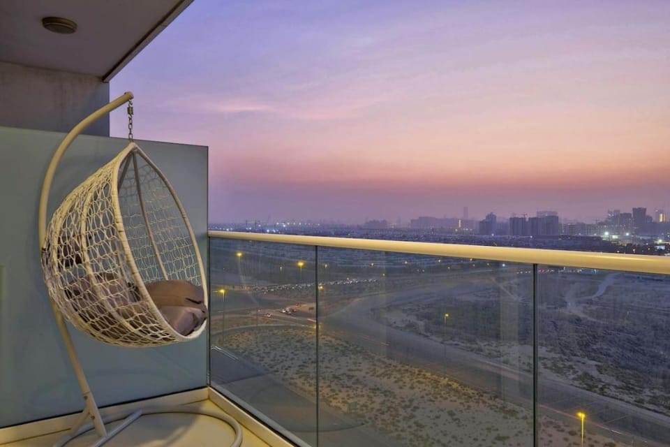 FIRST CLASS Studio Inviting Luxury Escape Apartment in Dubai