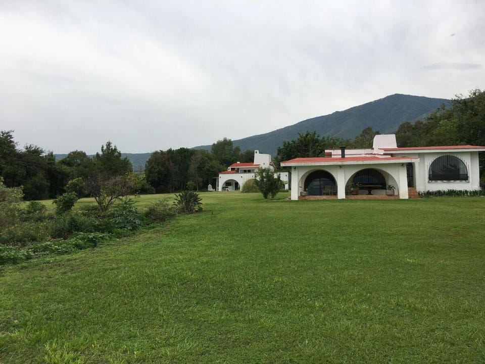 Beautiful house in Chapala with a pool House in Chapala