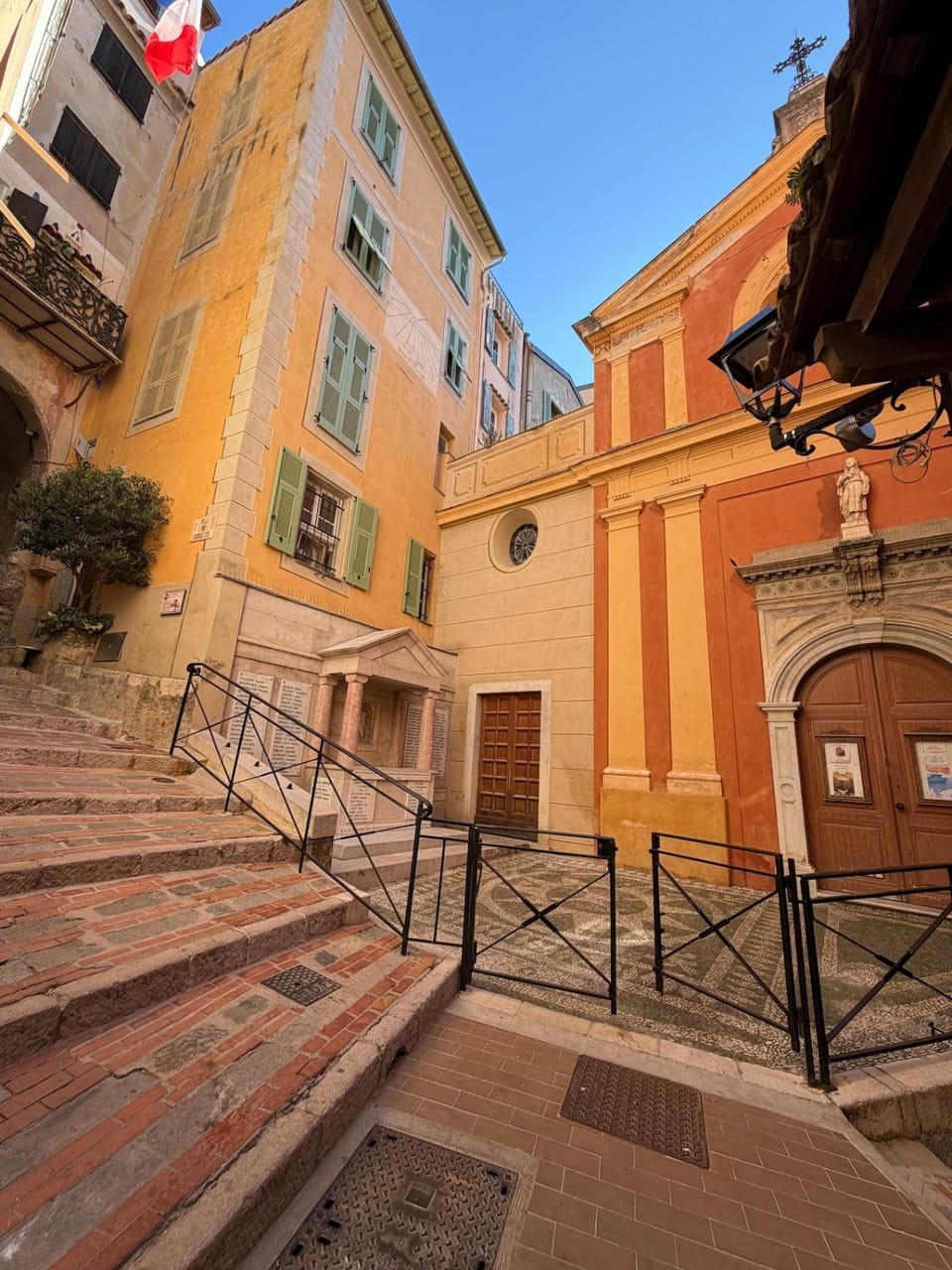 La Grotte Ivoire Cozy studio Apartment in Roquebrune-Cap-Martin