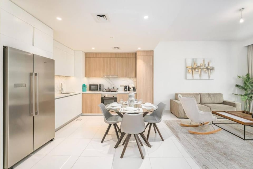 FIRST CLASS 1BR Serenity Sea and Palm View Apartment in Dubai
