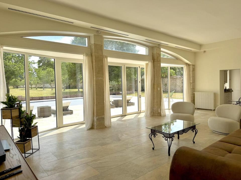 Guesthouse at Chateau de la Briche Loire Valley House in Centre-Val de Loire