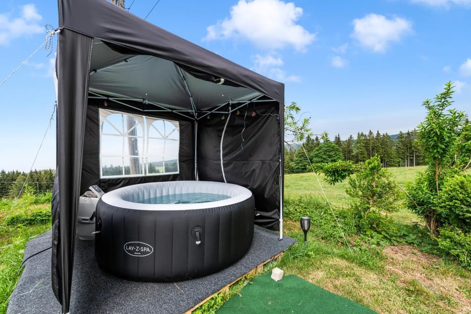 Day, Natural landscape, Hot Tub, Hot Tub