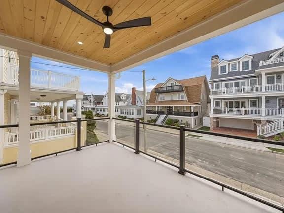 PURE LUXE Beach Block 5br Mansion House in Ventnor City