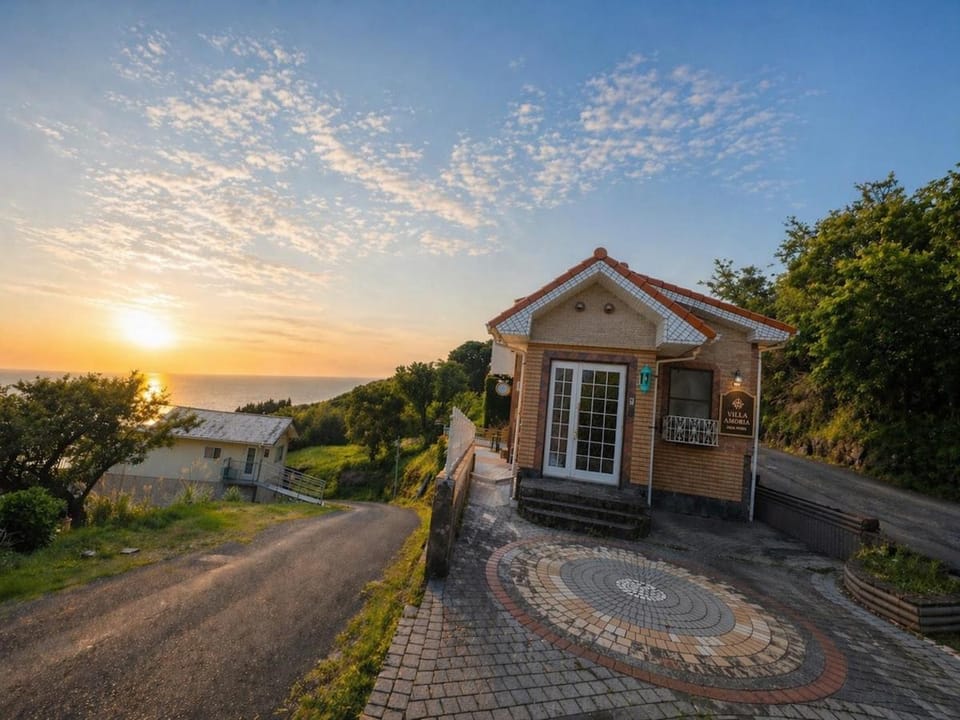 Villa Amoria Ocean View Villa in Japan