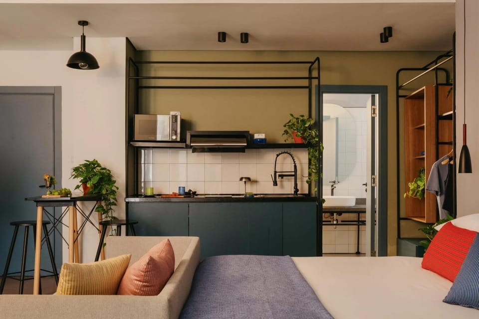 Kitchen or kitchenette, Living room, Bedroom