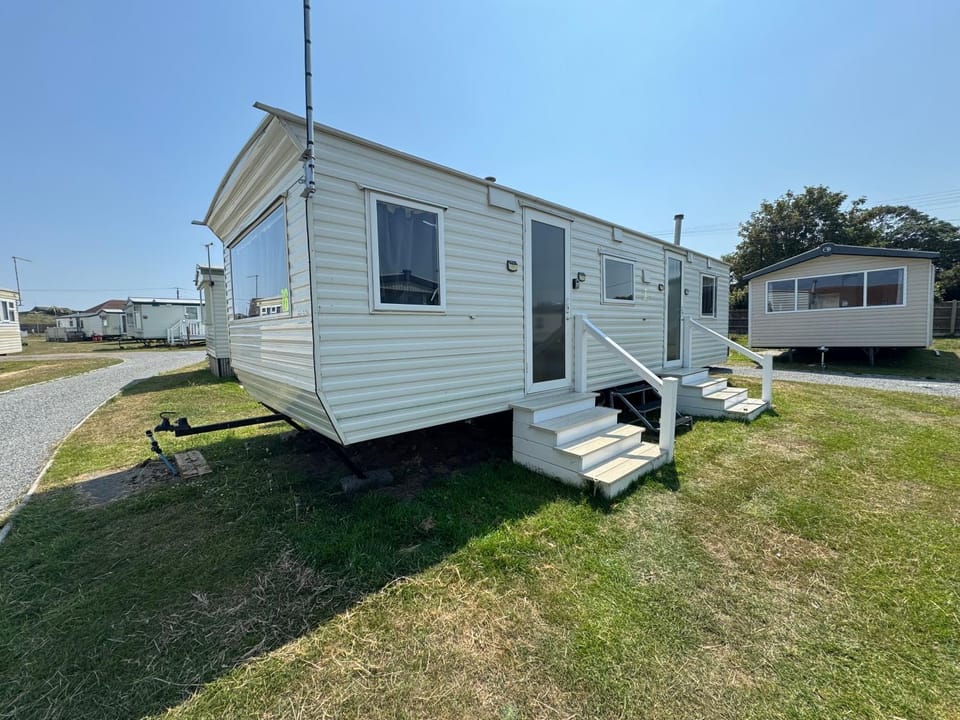 Sweet Caravan - Hemsby Campground/ 
RV Resort in Hemsby