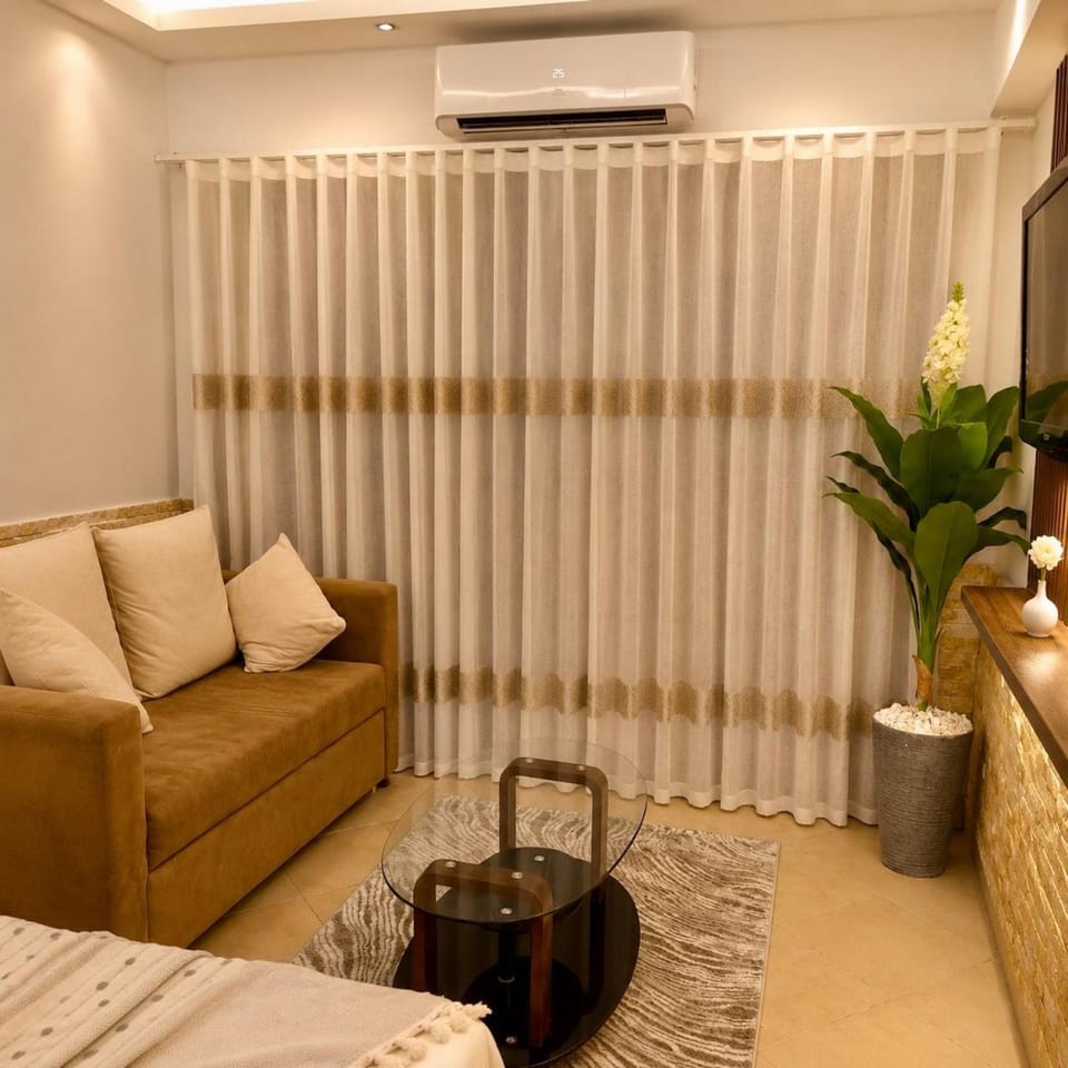 Modern studio with pool view in the city center Apartment in Hurghada