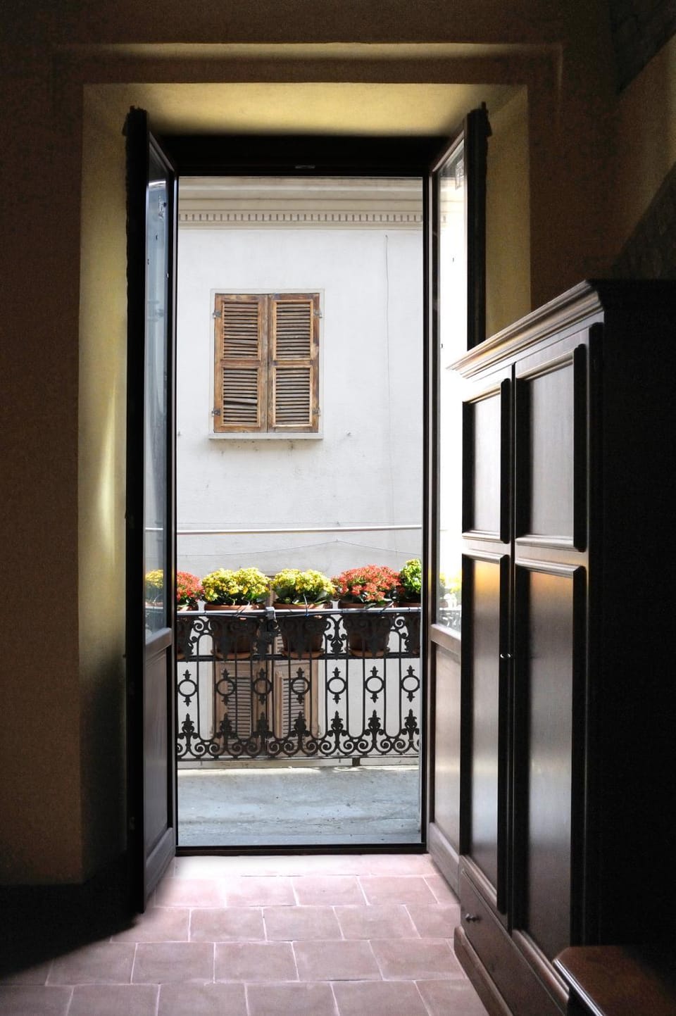 View (from property/room), City view, Street view