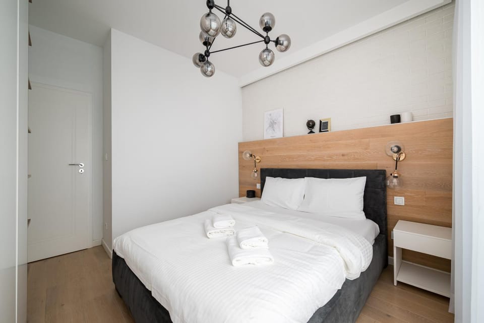 Bed, Photo of the whole room, Bedroom, towels, wardrobe