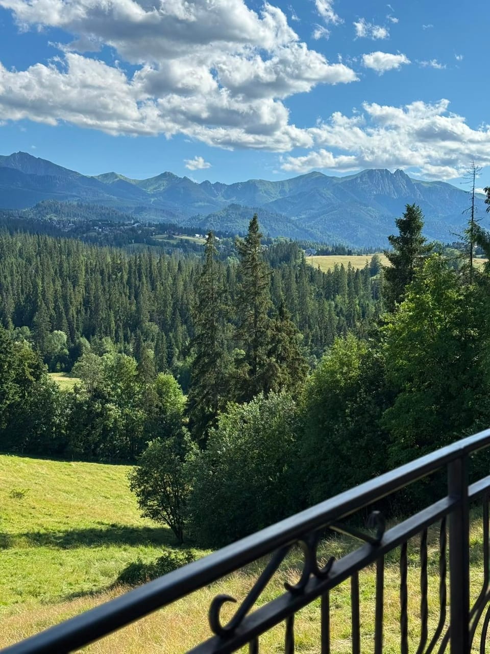 Day, Natural landscape, View (from property/room), Balcony/Terrace, Mountain view