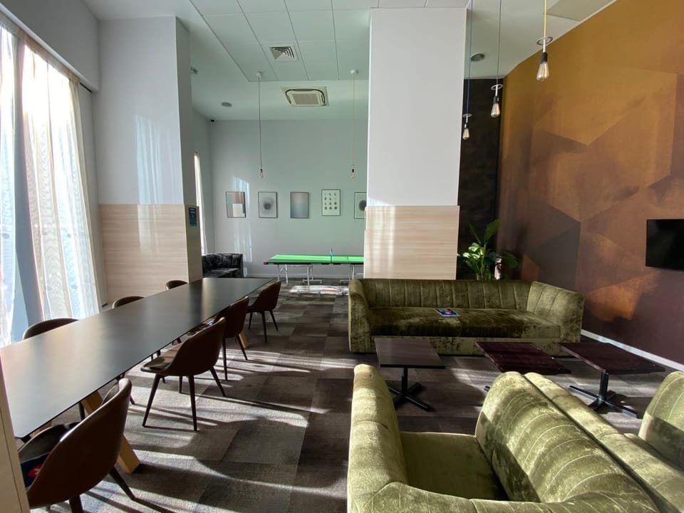 Seating area