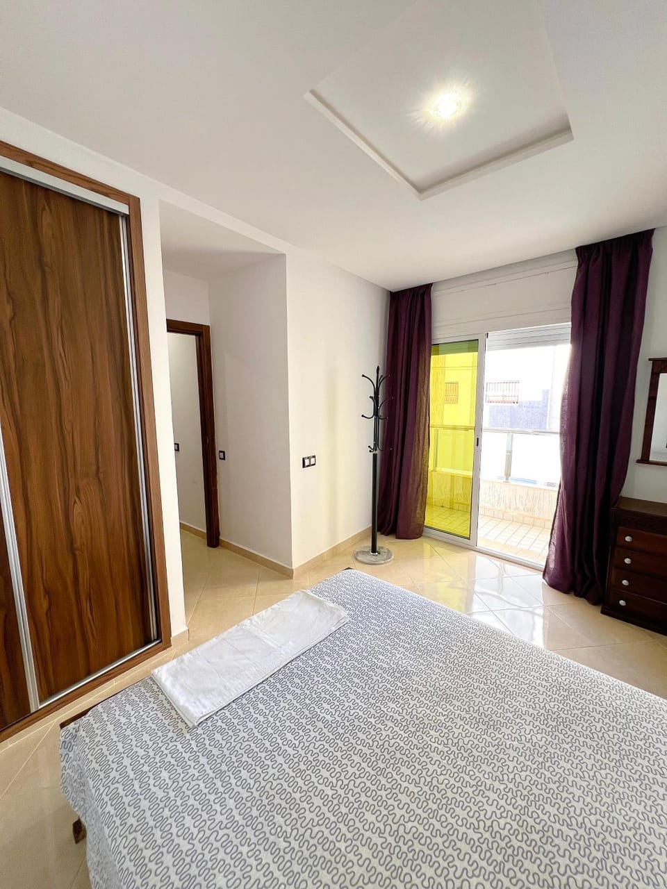 Bed, Photo of the whole room, Bedroom, wardrobe