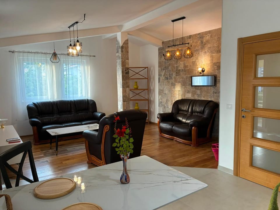 The Rustic Stone Residence Apartment in Montenegro