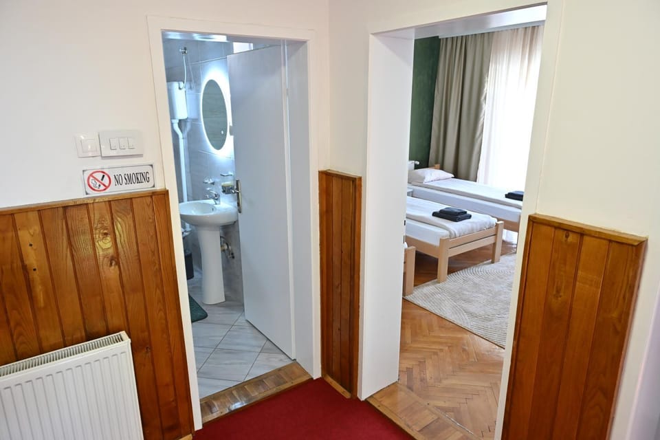 Bathroom, Photo of the whole room
