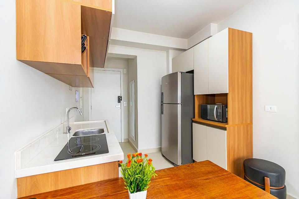 Ap 1q Refinado e Charmoso no Bairro Portão-PLU0306 Apartment in Curitiba