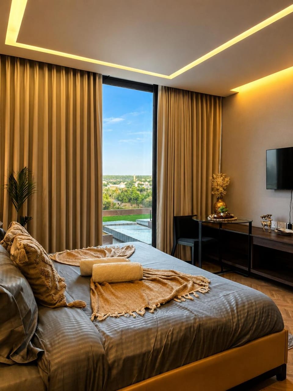 Luxury 1 BHK - AIPLJoy Square - Golf Course Extension Apartment in Gurugram
