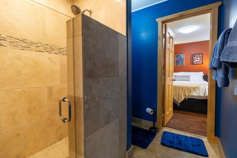 Shower, Bathroom, Bedroom