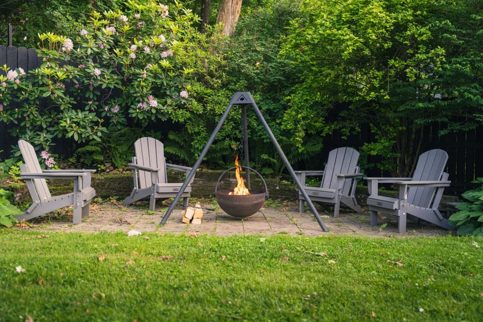 Rondout Retreat Private Poolside Luxury House in Tillson