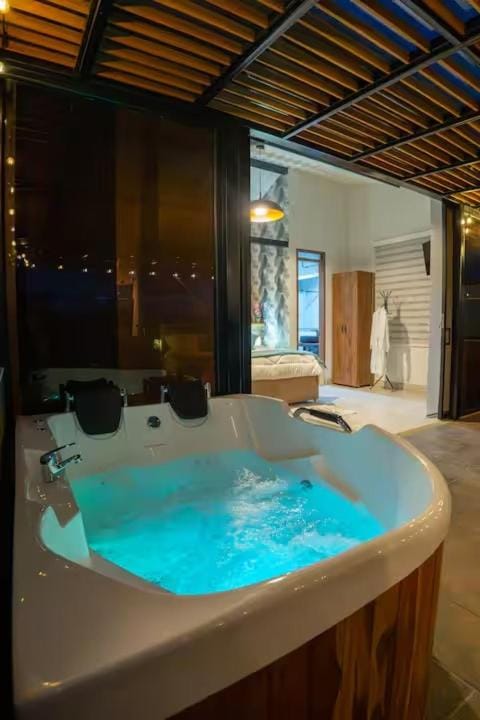 Cabaña acogedora, Jacuzzi, Sauna y Spa - 03 Country House in Boyaca