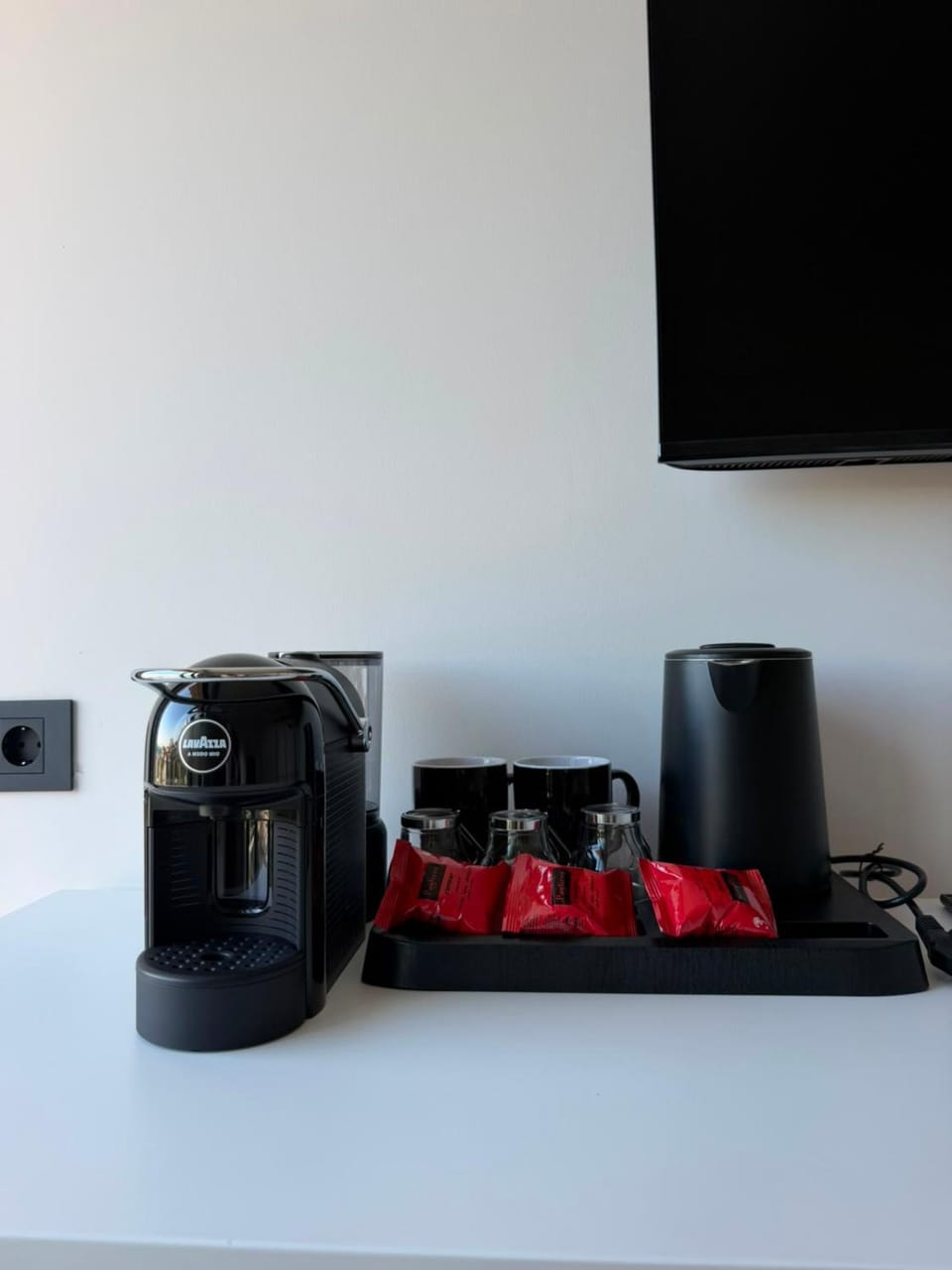 Coffee/tea facilities