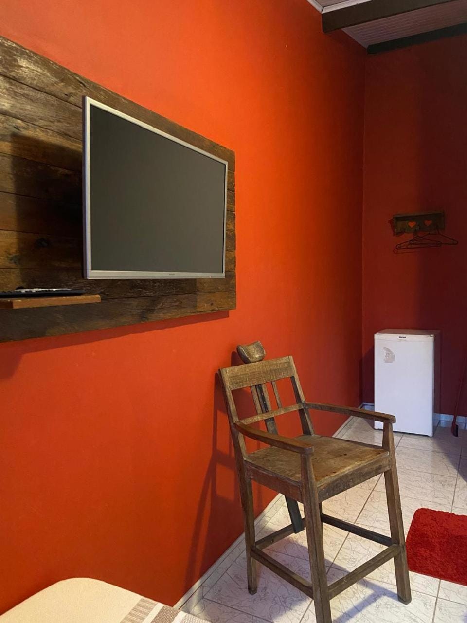 Chalé independente prox da balsa com ar condicionado House in Ilhabela