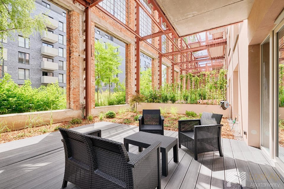 Property building, Patio, Garden, Garden view