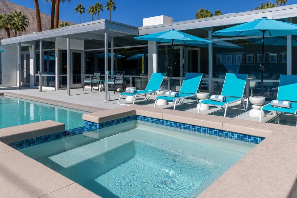 Azure Palms at Deepwell House in Palm Springs