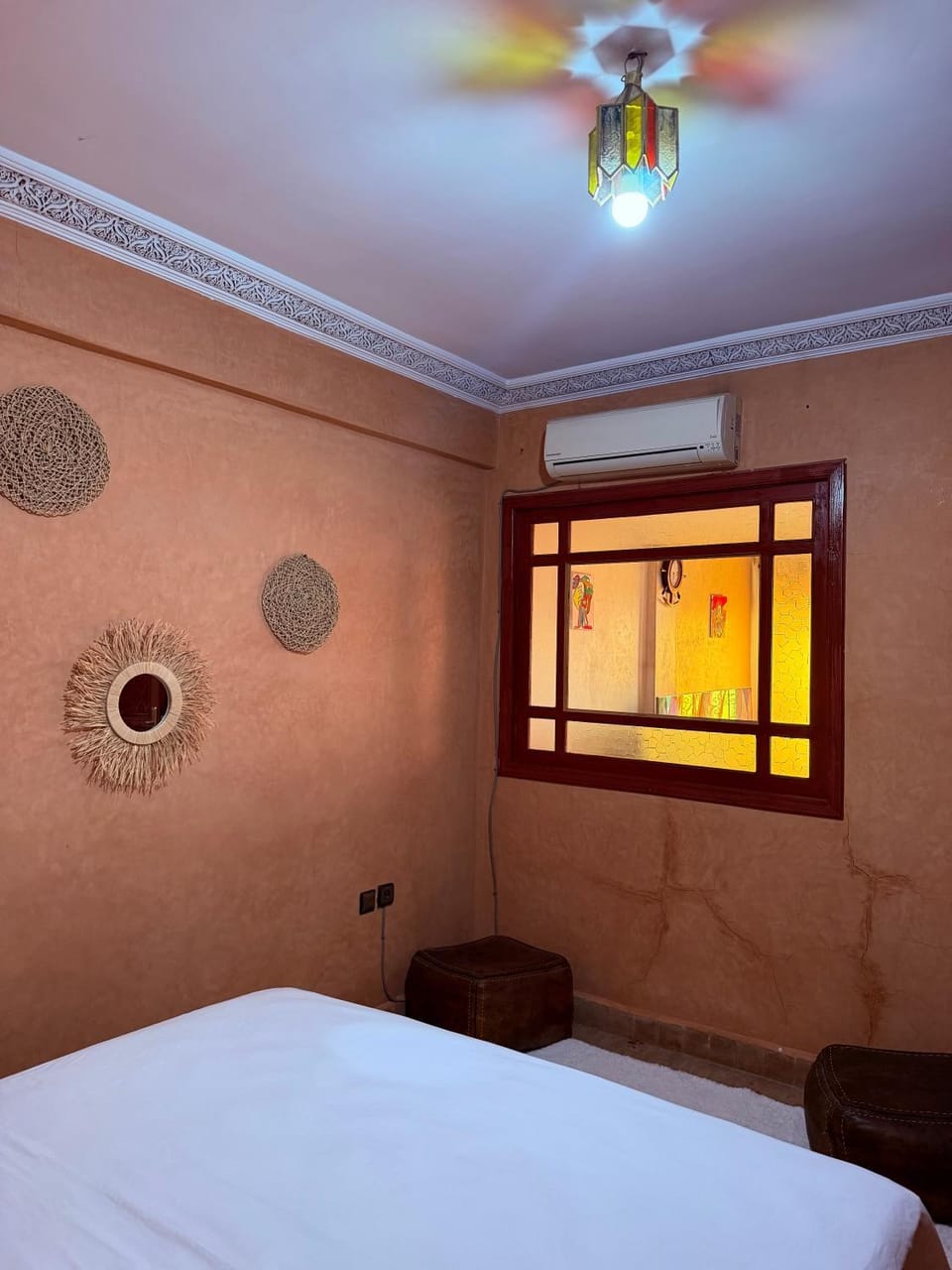 Bedroom, air conditioner