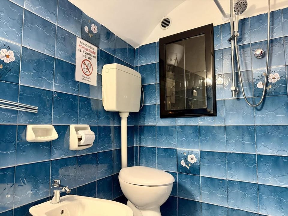 HOST4U - Moltedo Ligurian Autentic Village Home Apartment in Imperia
