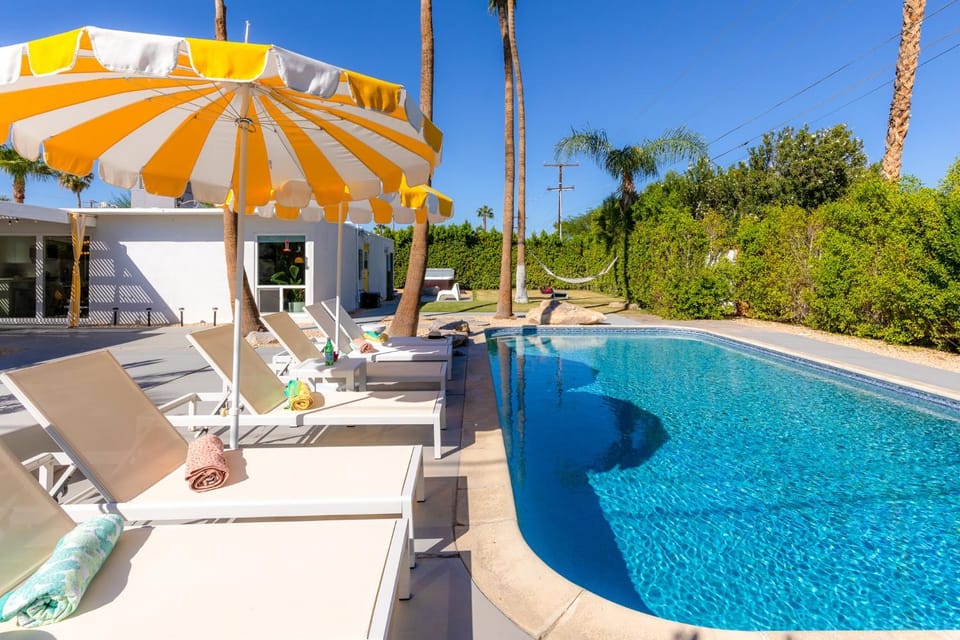 Citron Oasis House in Palm Springs