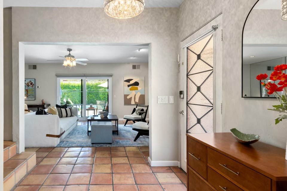 Downtown Desert Retreat House in Palm Springs