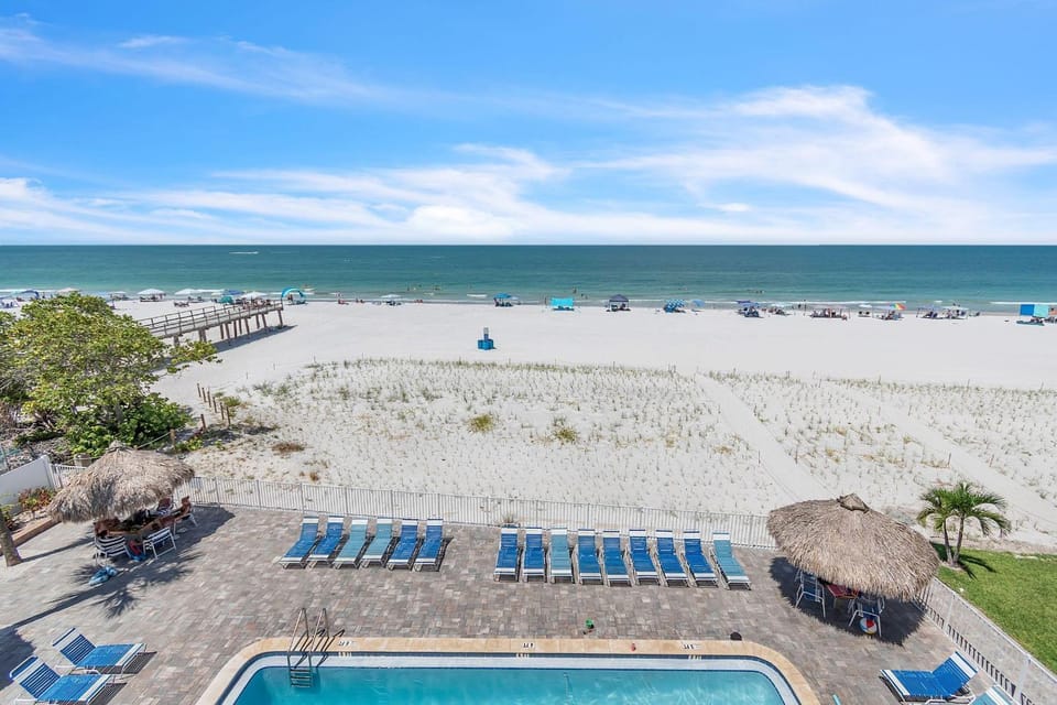 Sea Oats 303 House in North Redington Beach