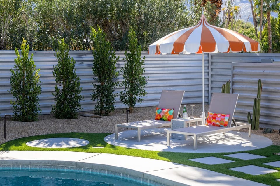 Mid-Century Oasis House in Palm Springs