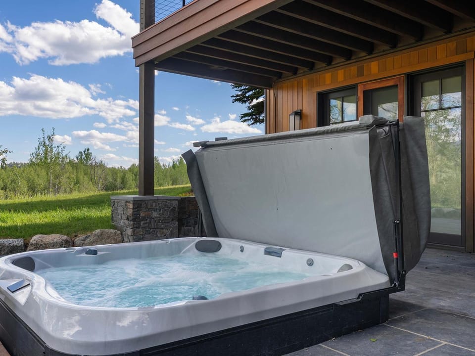 Abode at Sleeping Indian Jackson Hole 5 suites House in Wyoming