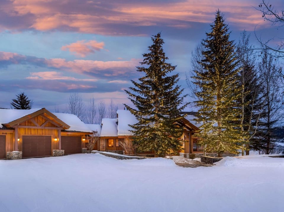 Abode at Sleeping Indian Jackson Hole 5 suites House in Wyoming