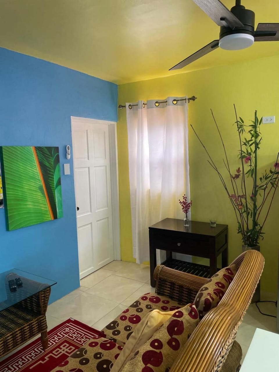 Attre guesthouse Bed and Breakfast in Leeward Islands