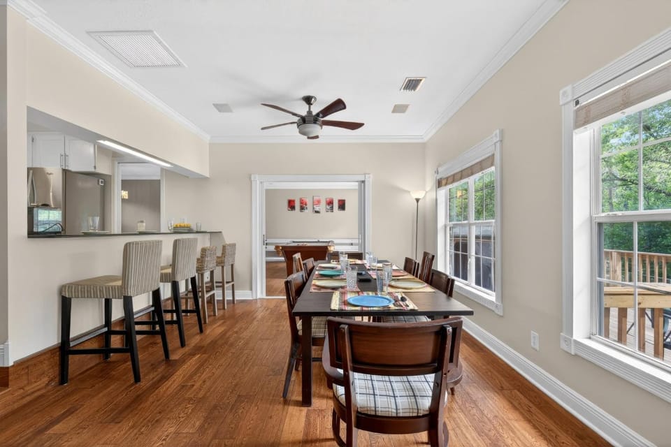 Sprawling 5BR Oasis Near FSU & Trails home House in Tallahassee