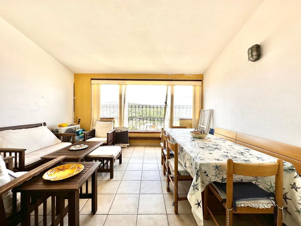 SHELL Rena Bianca House in Santa Teresa Gallura