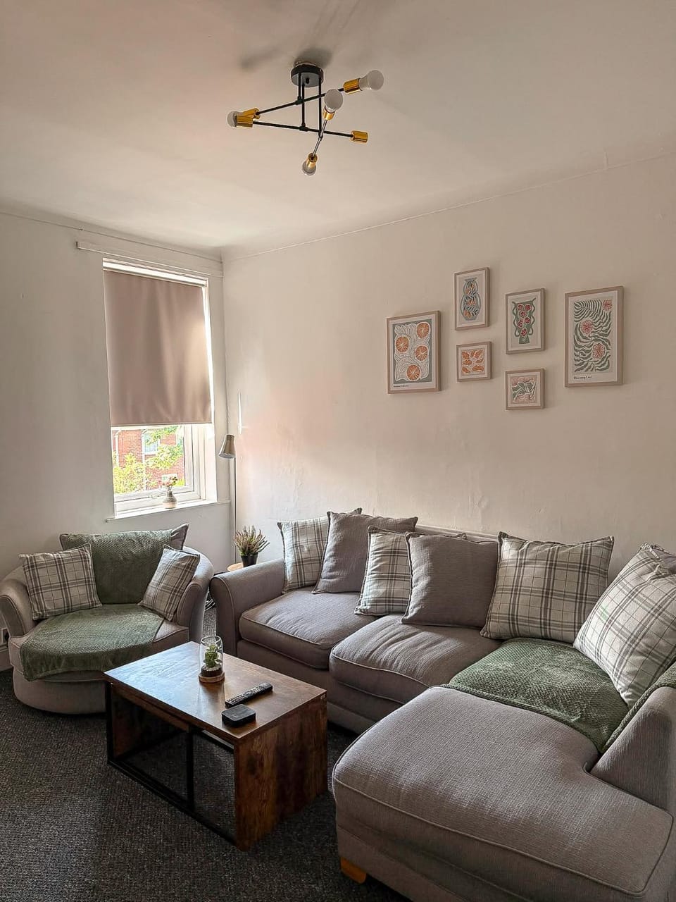 Living room, Seating area